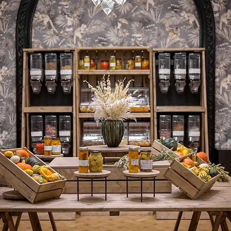 Hotel Doubletree By Hilton Brussels 4*